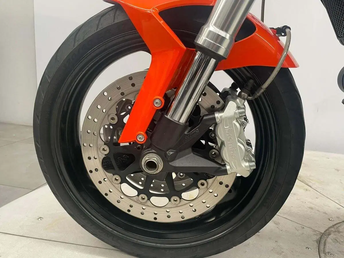 Ducati Monster 696 (2008 - 13) (18)