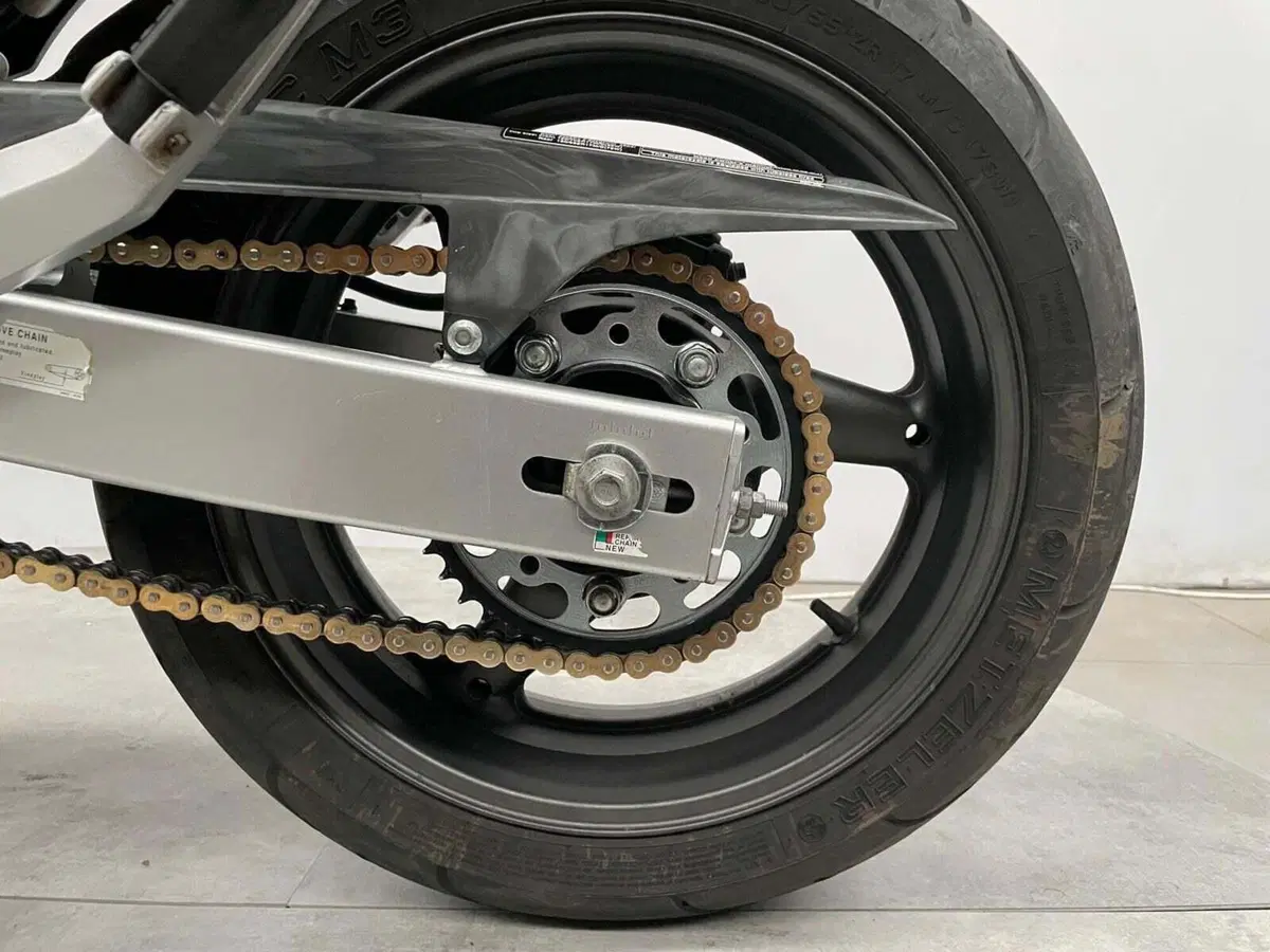 Honda Hornet 600 (2003 - 04) (15)