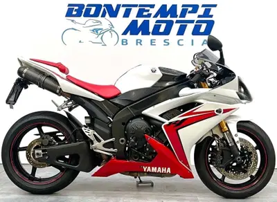 Yamaha YZF R1 (2007 - 08) usata