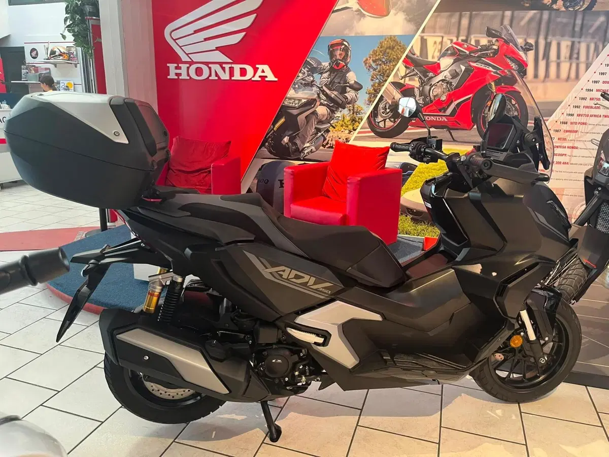 Honda ADV 350 Special Edition (2025 - 26) (3)