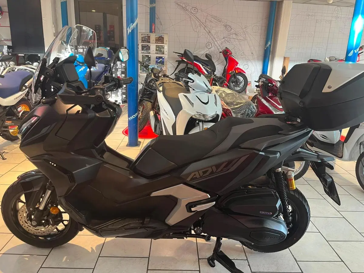 Honda ADV 350 Special Edition (2025 - 26) (5)