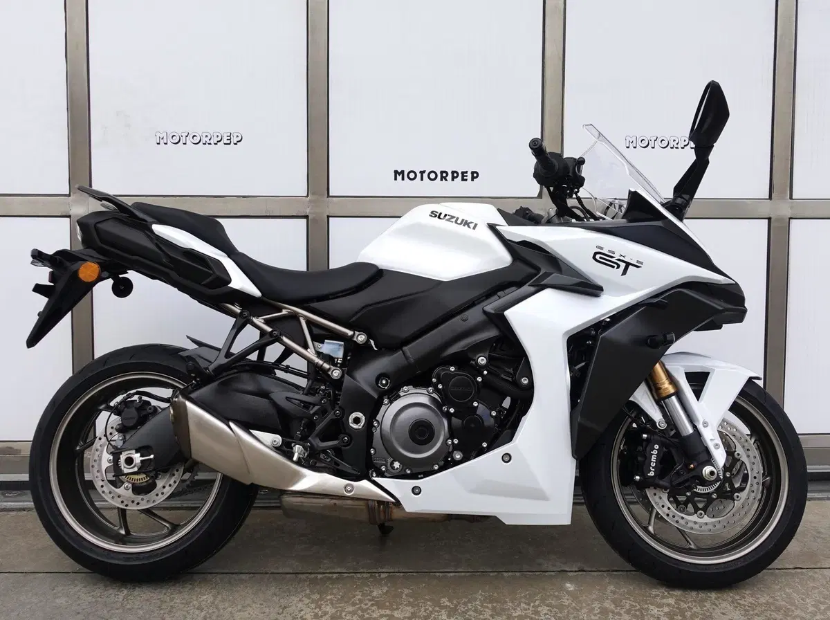 Suzuki GSX-S1000GT (2025 - 26) (2)