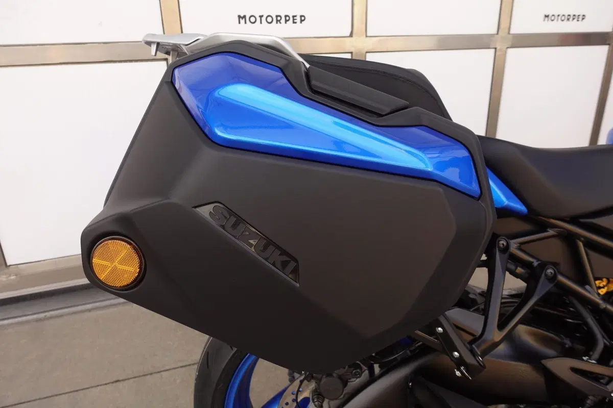 Suzuki GSX-S1000GX Plus (2026) (4)