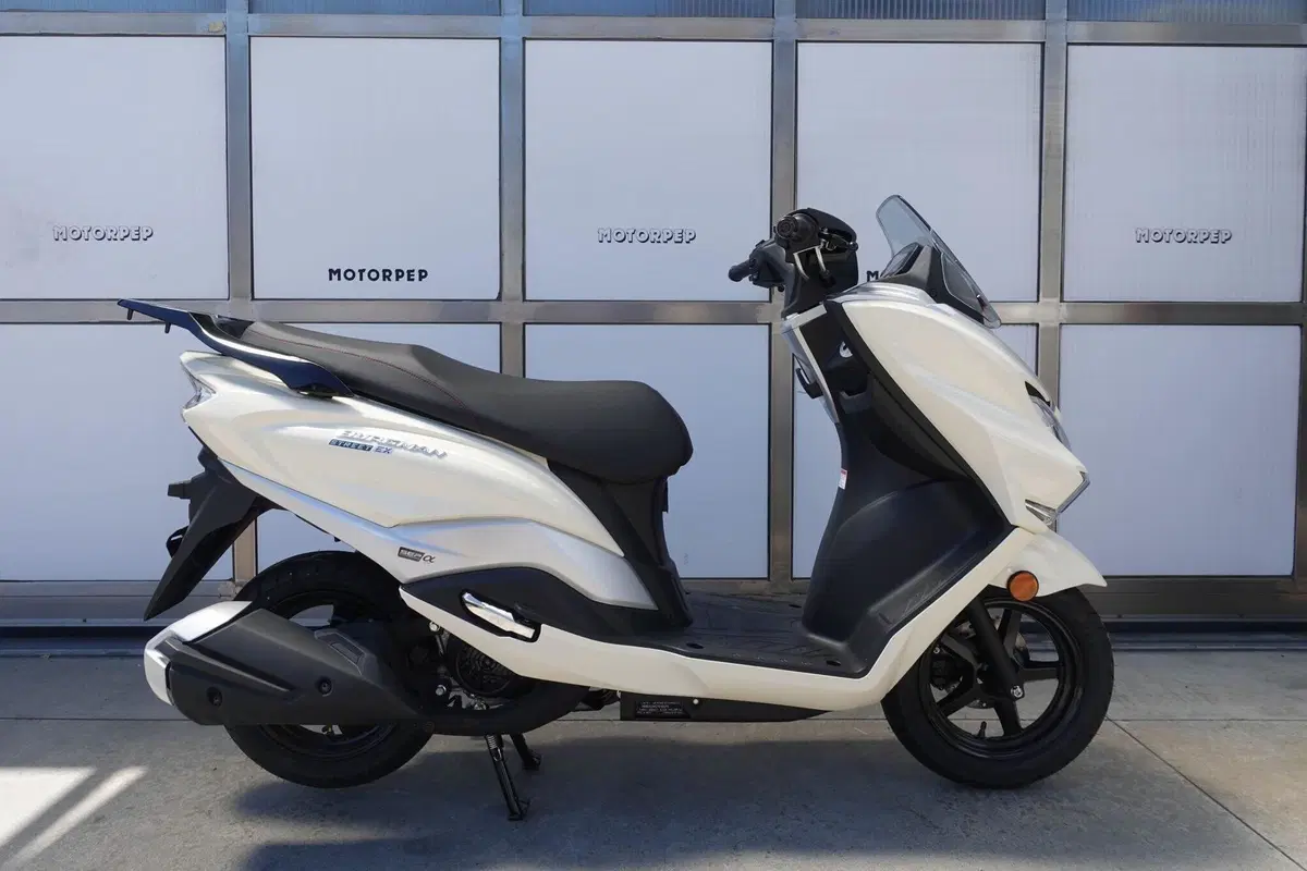 Suzuki Burgman Street 125 Executive (2023 - 26) (2)