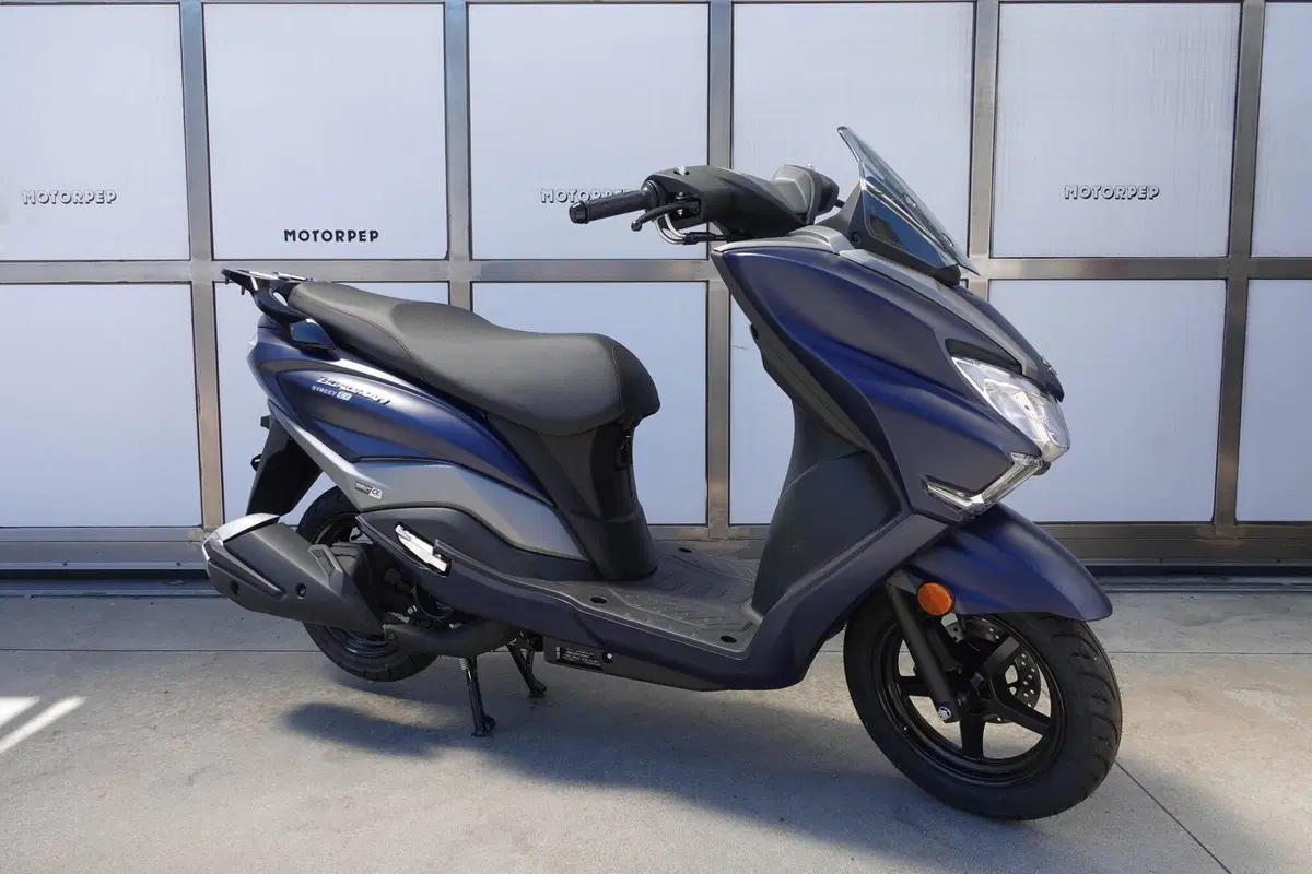 Suzuki Burgman Street 125 Executive (2023 - 26) (3)