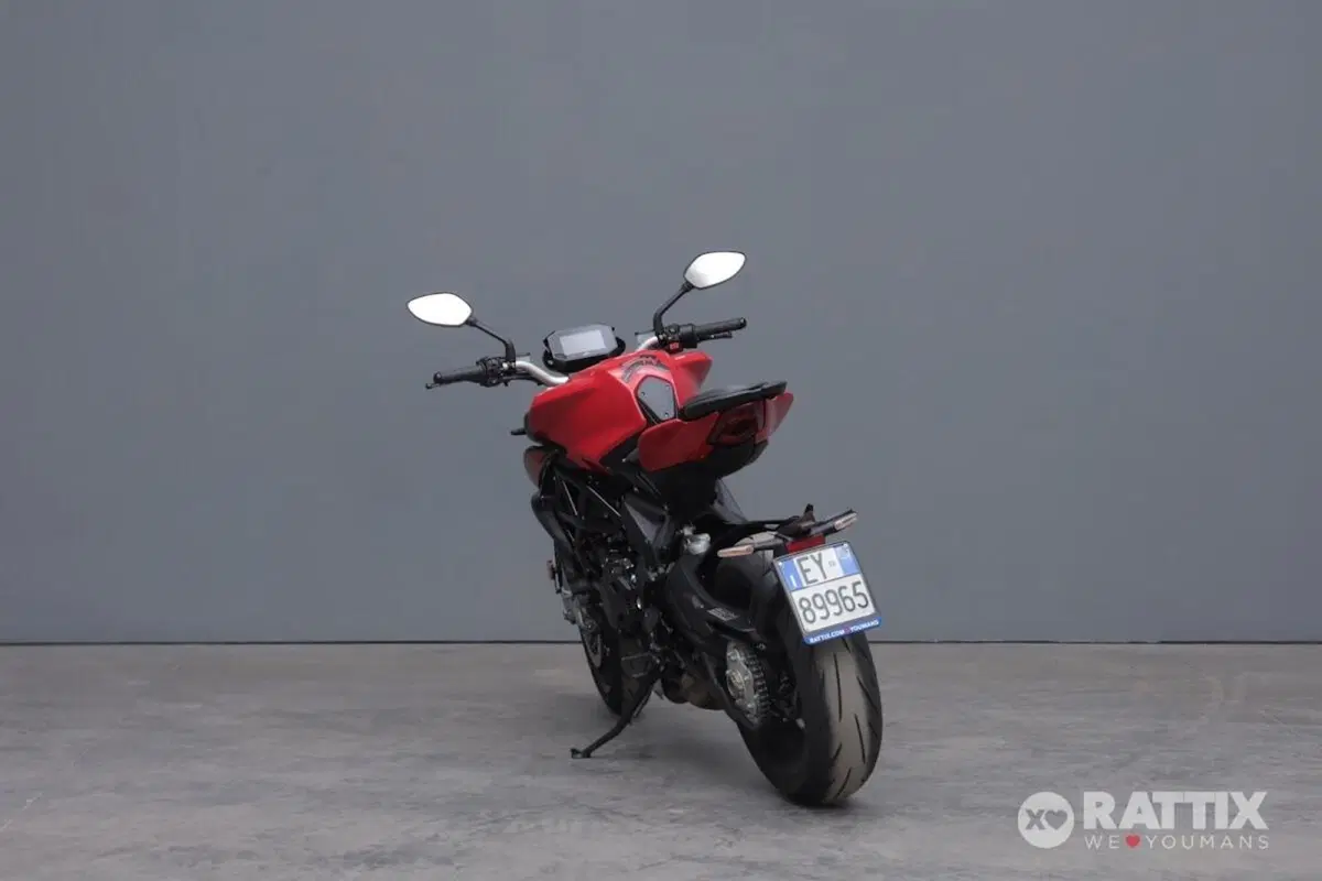 MV Agusta Brutale 800 Rosso (2021 - 23) (5)
