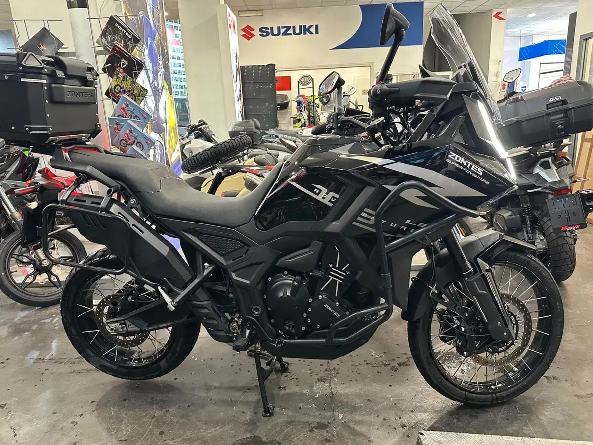 Zontes ZT703-F (2025 - 26) (4)