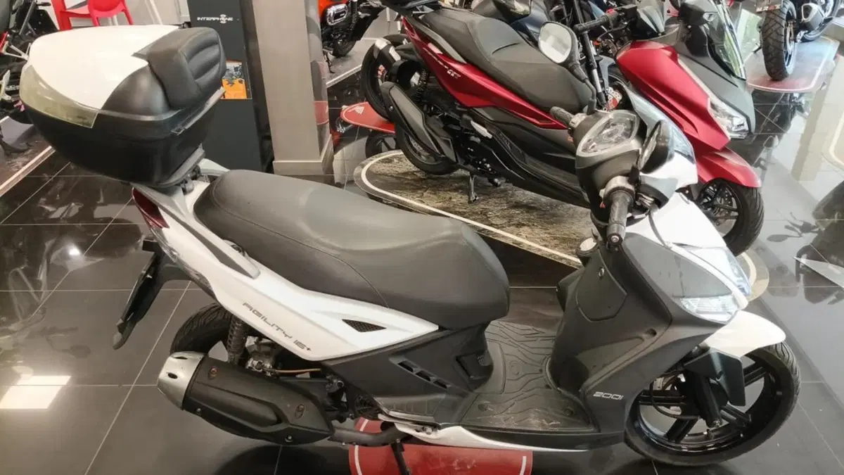 Kymco Agility 200i R16 + (2014 - 17) (2)