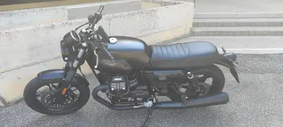 Moto Guzzi V7 III Stone Night Pack (2019 - 20) usata