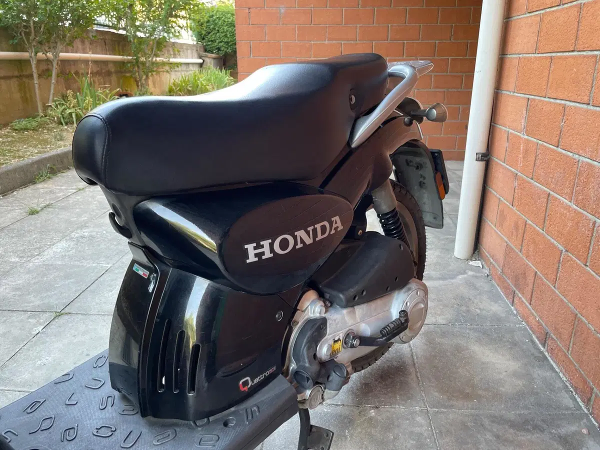 Aprilia Scarabeo 50 4t 4V (2009 - 17) (2)