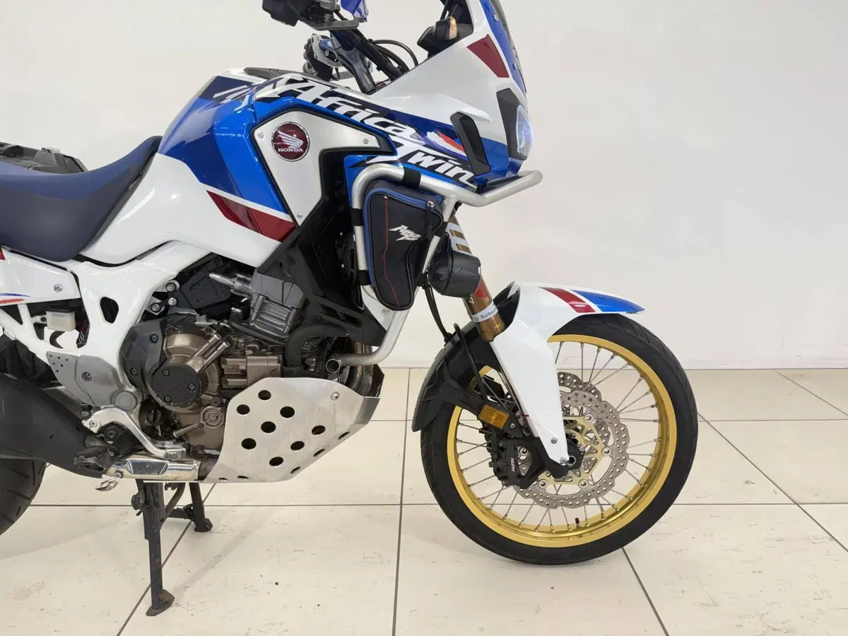 Honda Africa Twin CRF 1000L Adventure Sports DCT (2018 - 19) (12)