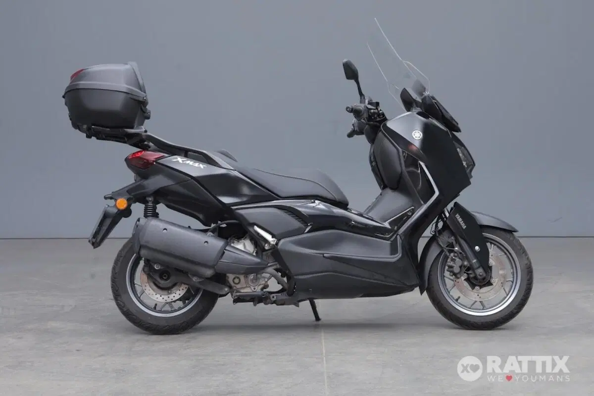 Yamaha X-Max 300 Tech Max (2021 - 24) (4)