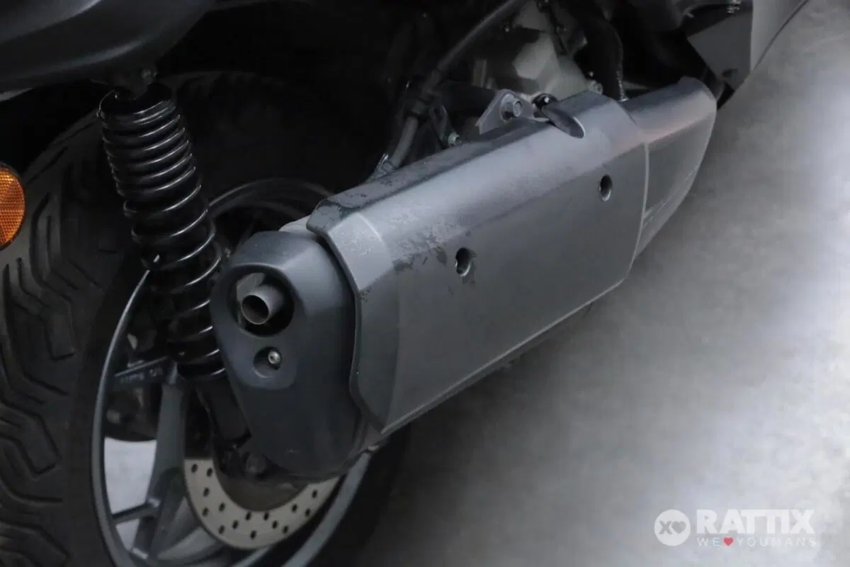 Yamaha X-Max 300 Tech Max (2021 - 24) (7)
