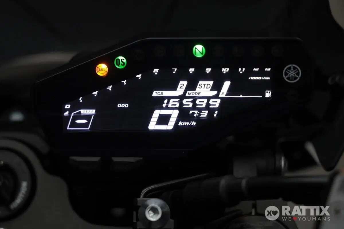 Yamaha MT-09 SP (2018 - 20) (13)
