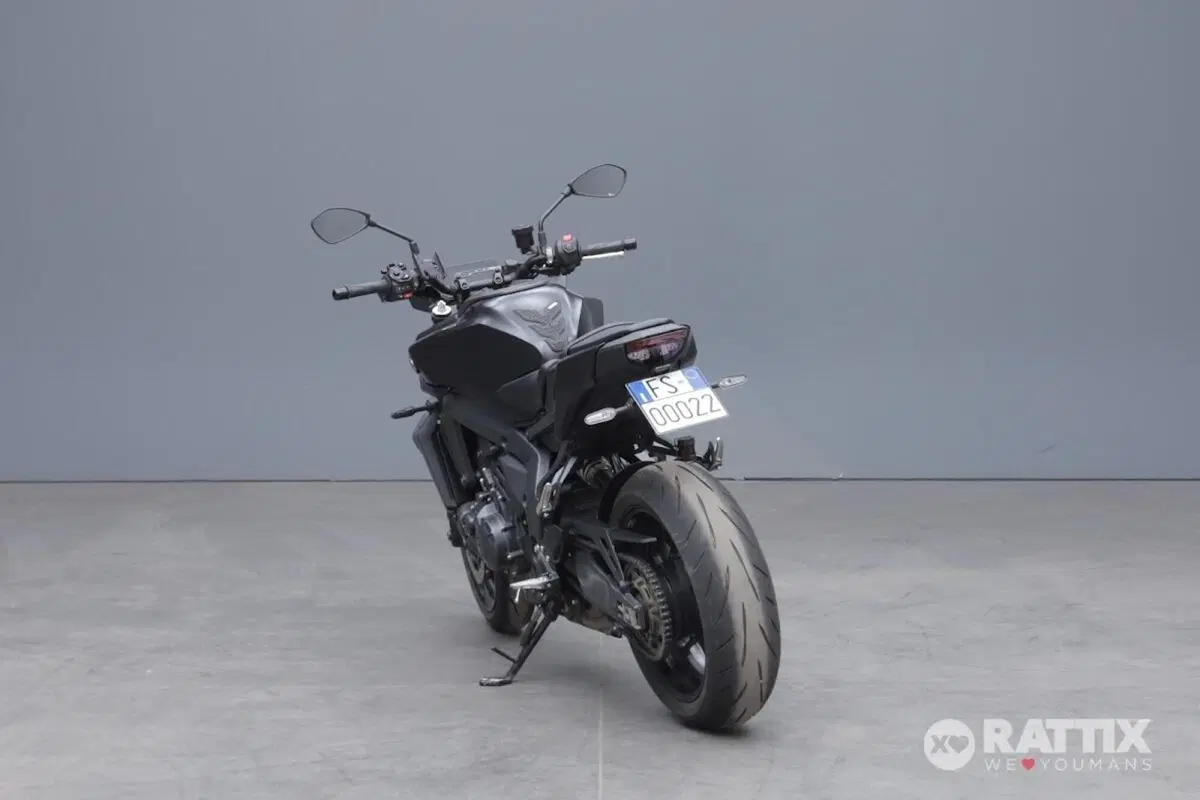 Yamaha MT-09 Y-AMT (2024 - 26) (5)