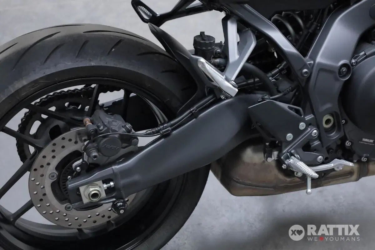Yamaha MT-09 Y-AMT (2024 - 26) (7)