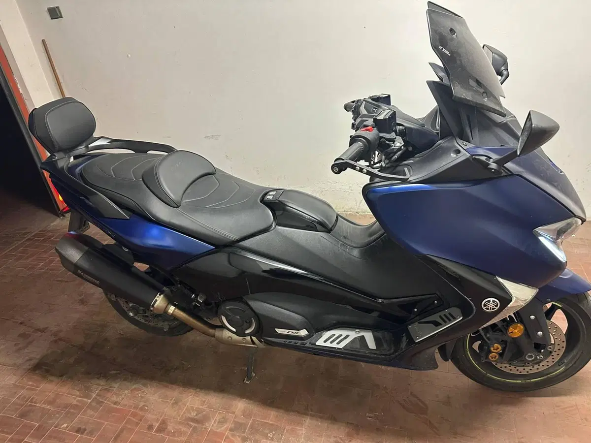 Yamaha T-Max 530 SX Sport Edition (2018 - 19) (2)