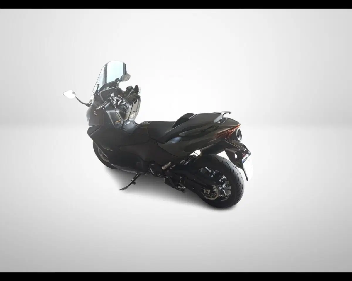 Yamaha T-Max 560 Tech Max (2025 - 26) (16)
