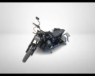 Moto Guzzi V7 Stone (2021 - 24) usata