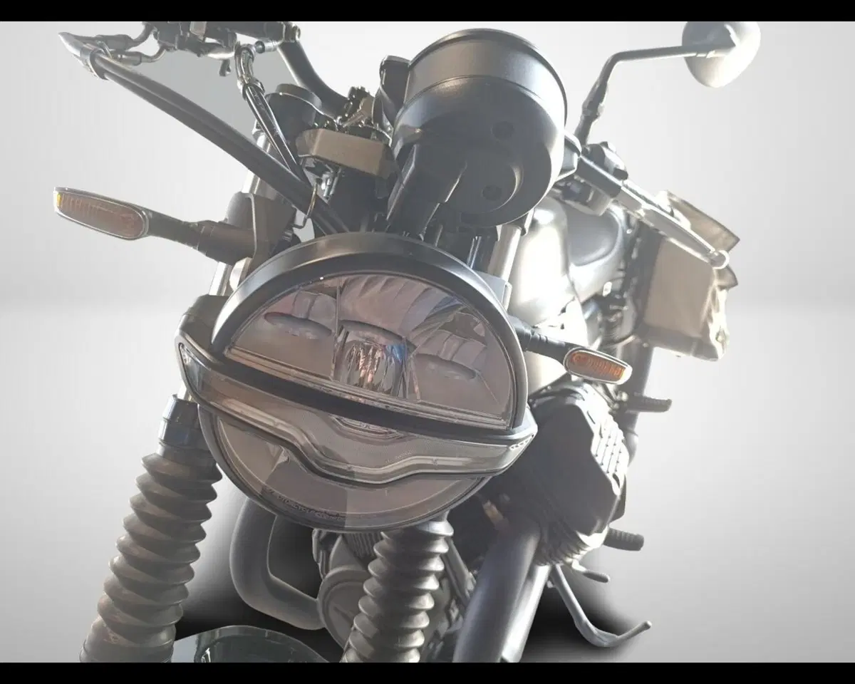 Moto Guzzi V7 Stone (2021 - 24) (12)