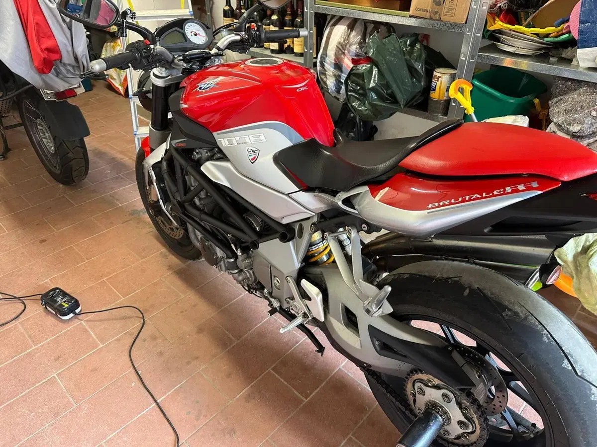 MV Agusta Brutale 1078 RR (2)