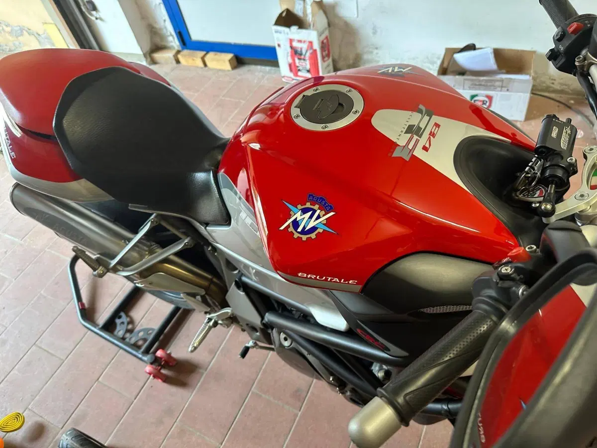 MV Agusta Brutale 1078 RR (4)