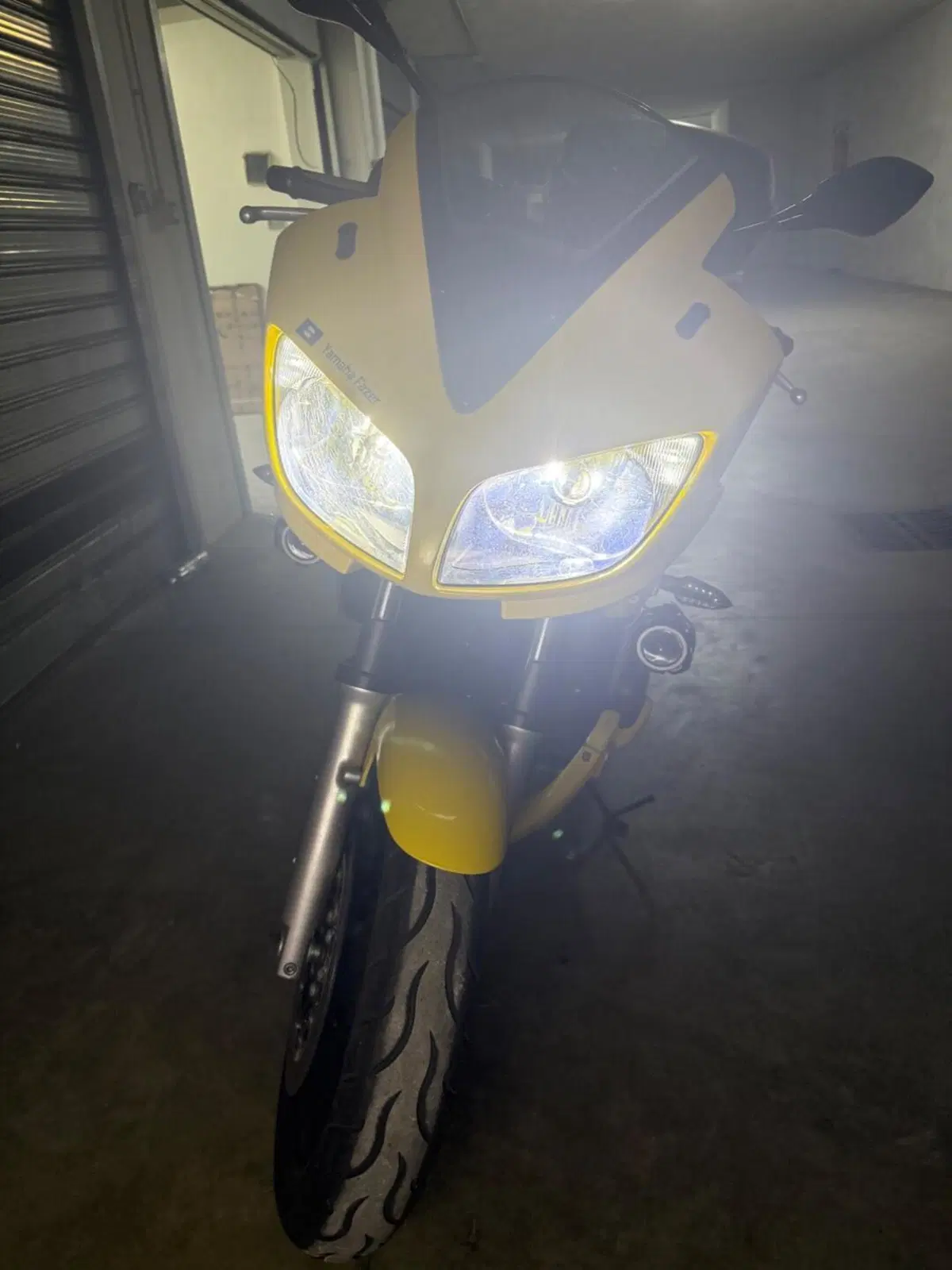 Yamaha FZS 600 Fazer (2002 - 03) (6)