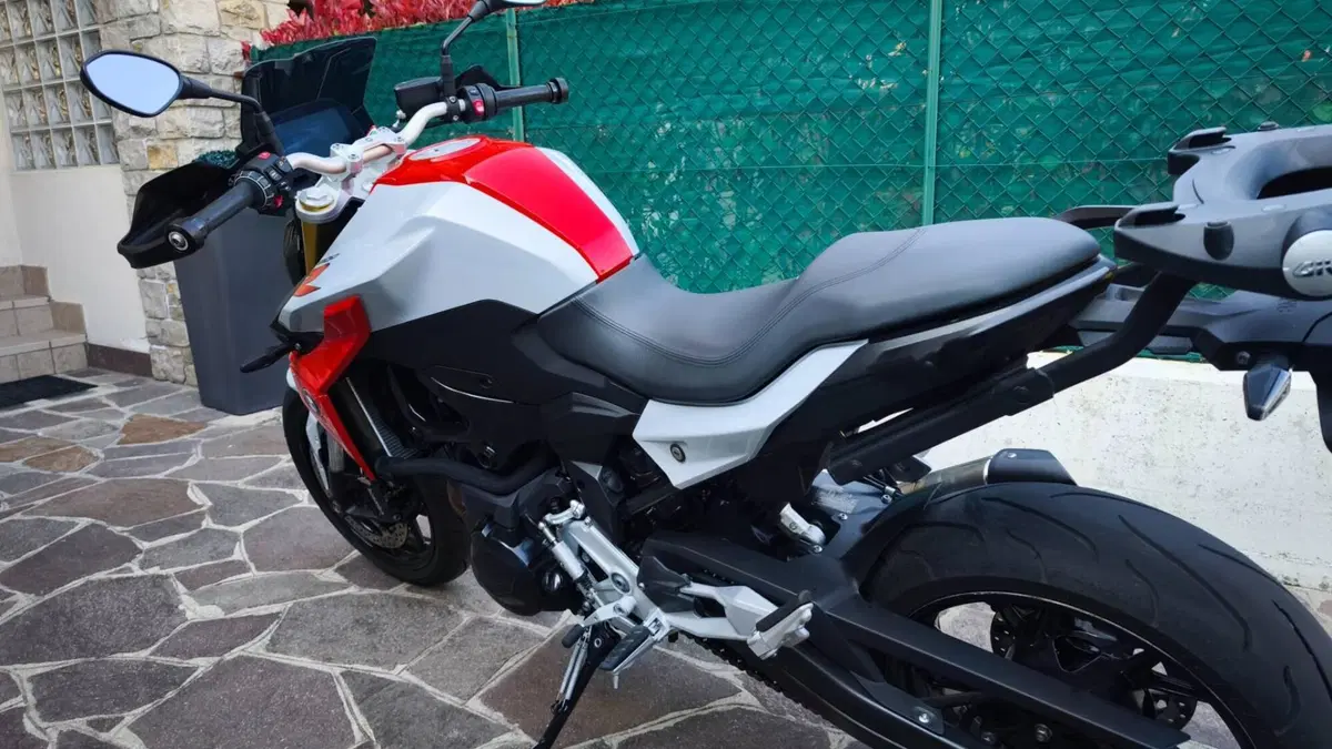 Bmw F 900 R (2017 - 20) (3)