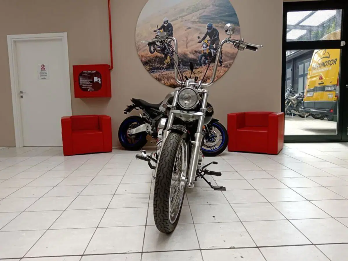 Honda VT 750 Shadow Spirit (2)