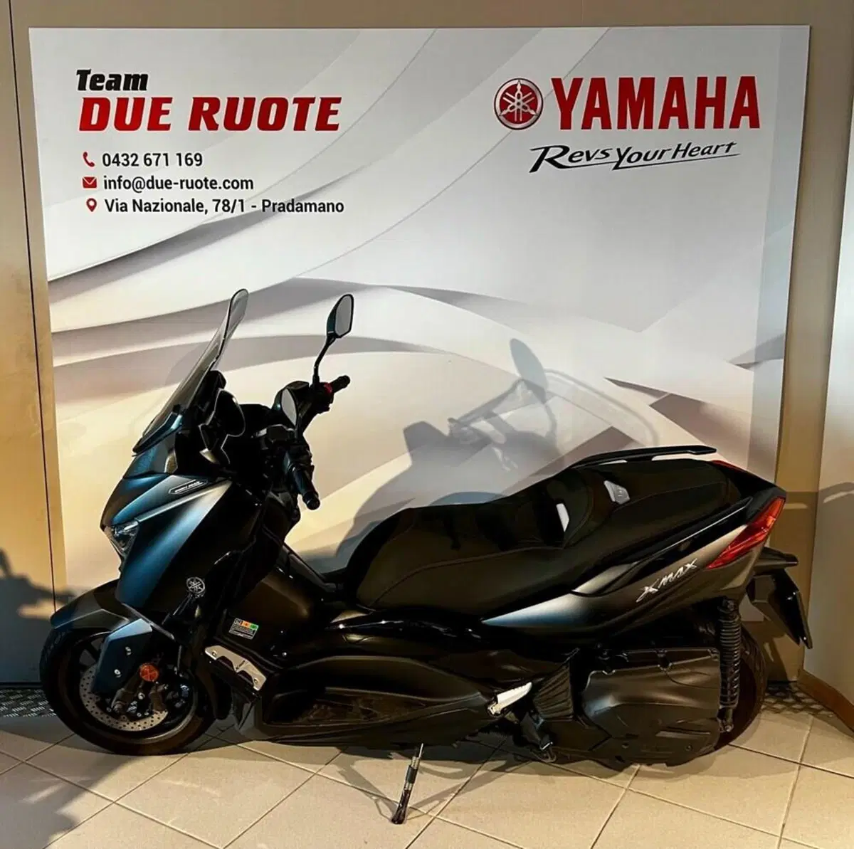 Yamaha X-Max 400 Iron Max (2019 - 20) (2)