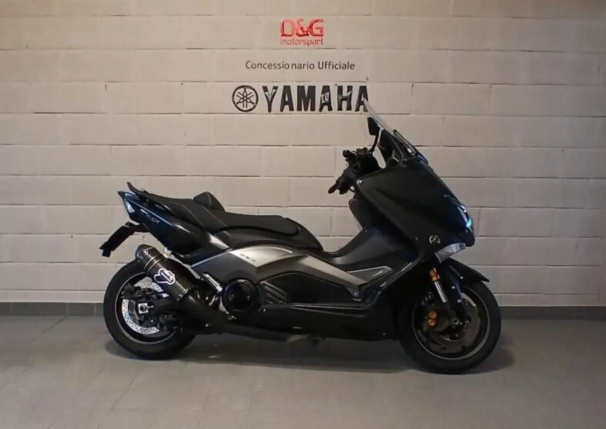 Yamaha T-Max 530 (2015 - 16)