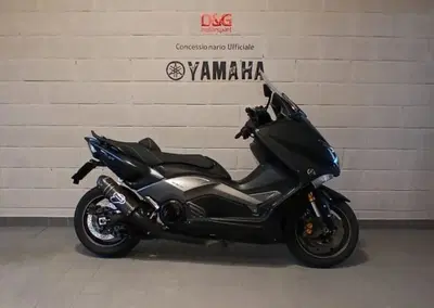 Yamaha T-Max 530 (2015 - 16) usata