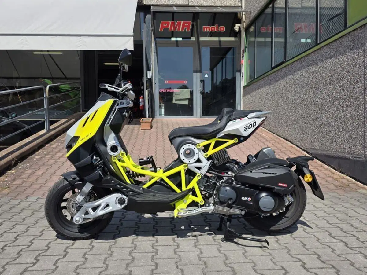 Italjet Moto Dragster 300 (2025 - 26) (4)