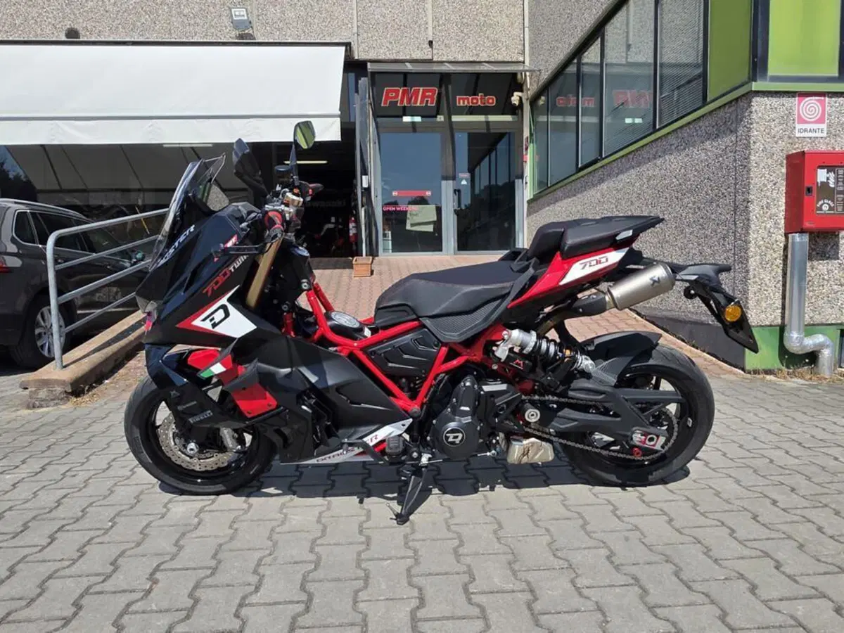 Italjet Moto Dragster 700 Twin Premium (2025 - 26) (3)