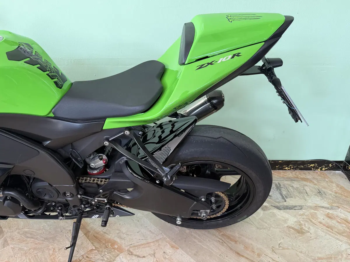 Kawasaki Ninja 1000 ZX-10R (2008 - 09) (6)