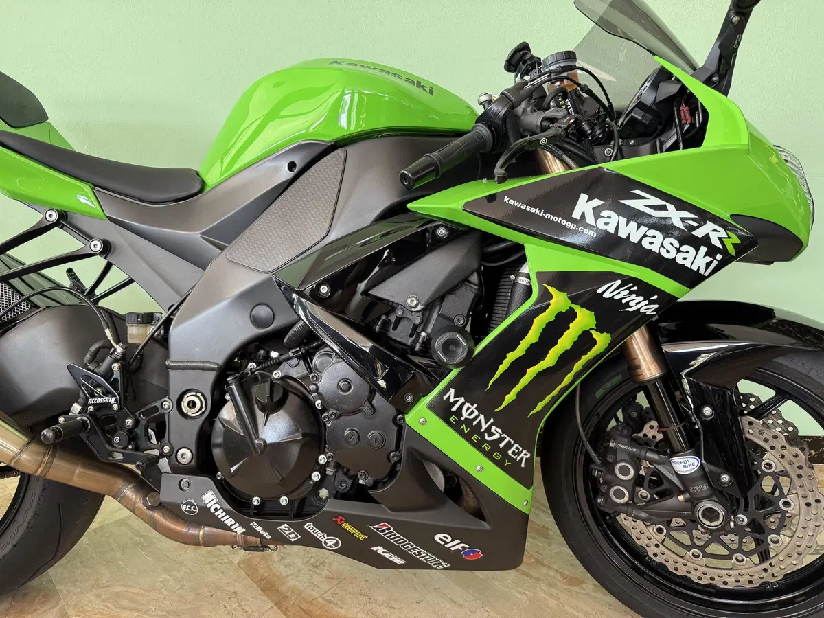 Kawasaki Ninja 1000 ZX-10R (2008 - 09) (14)