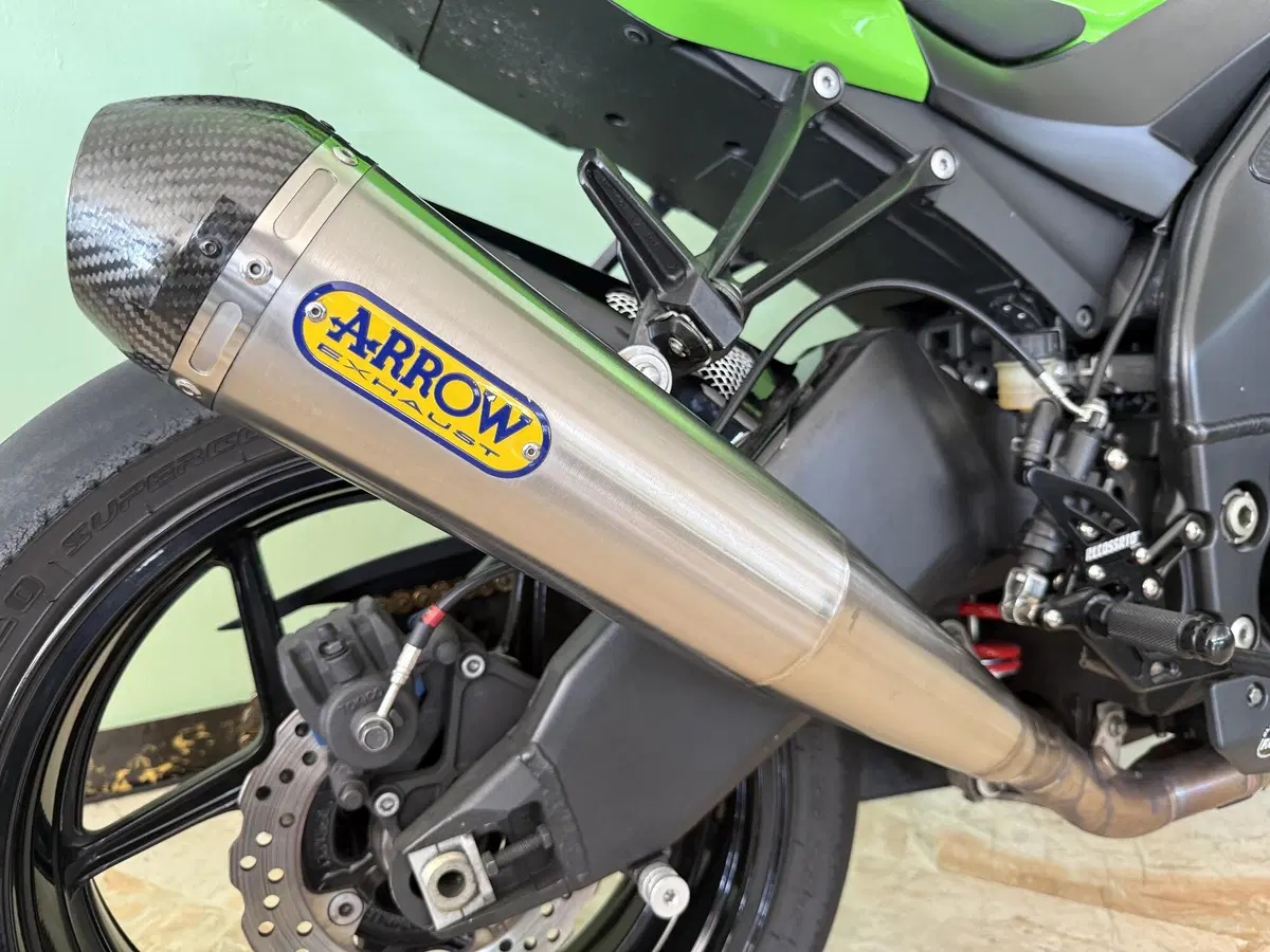 Kawasaki Ninja 1000 ZX-10R (2008 - 09) (16)