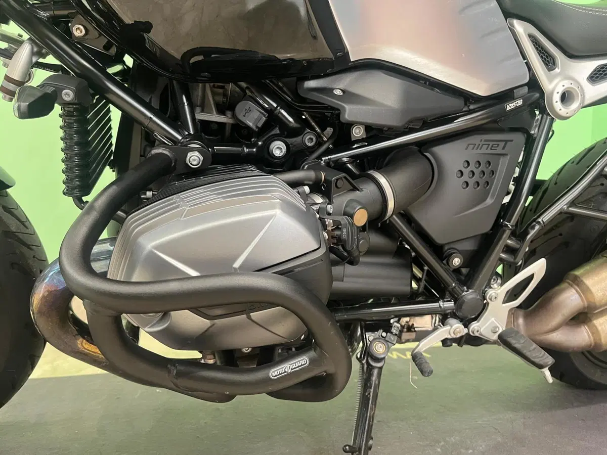 Bmw R nineT Pure (2021 - 24) (17)