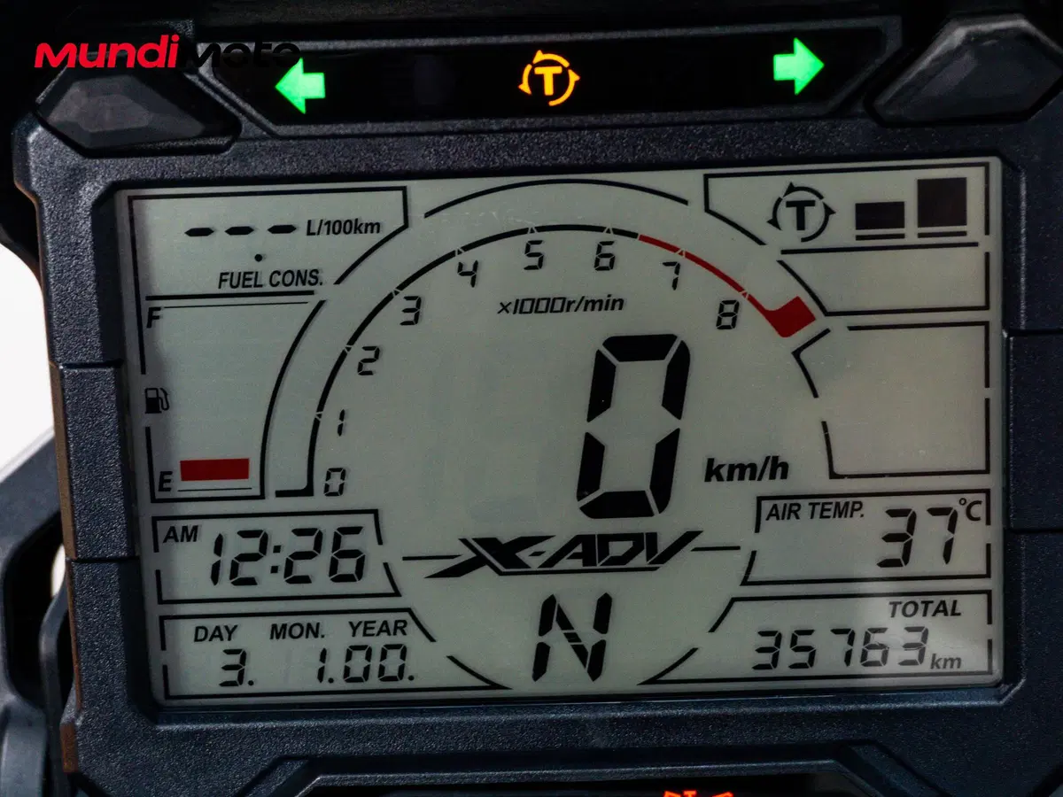 Honda X-ADV 750 (2017) (12)