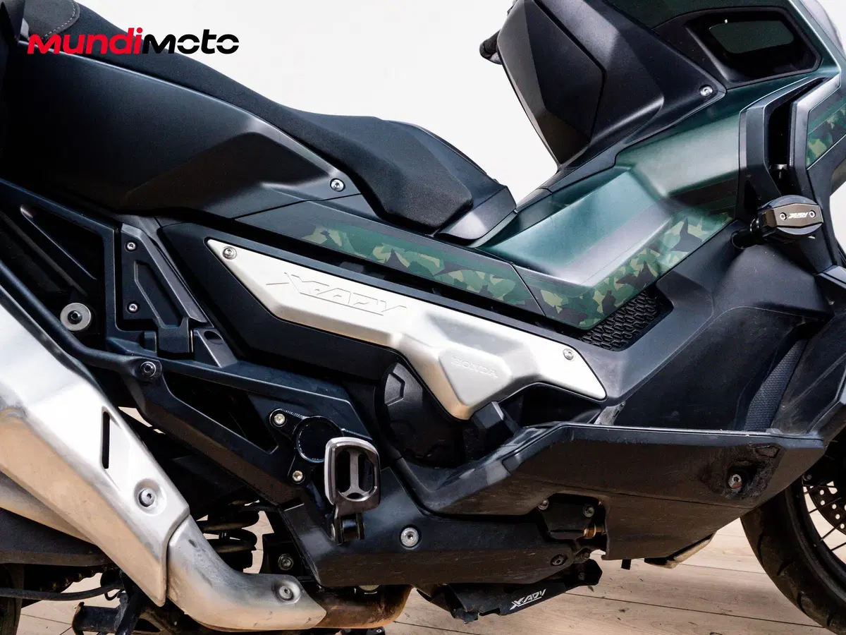 Honda X-ADV 750 (2017) (4)