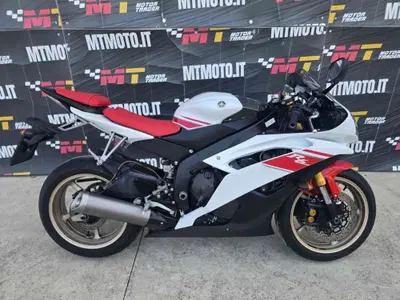 Yamaha YZF R6 (2010 - 16) usata