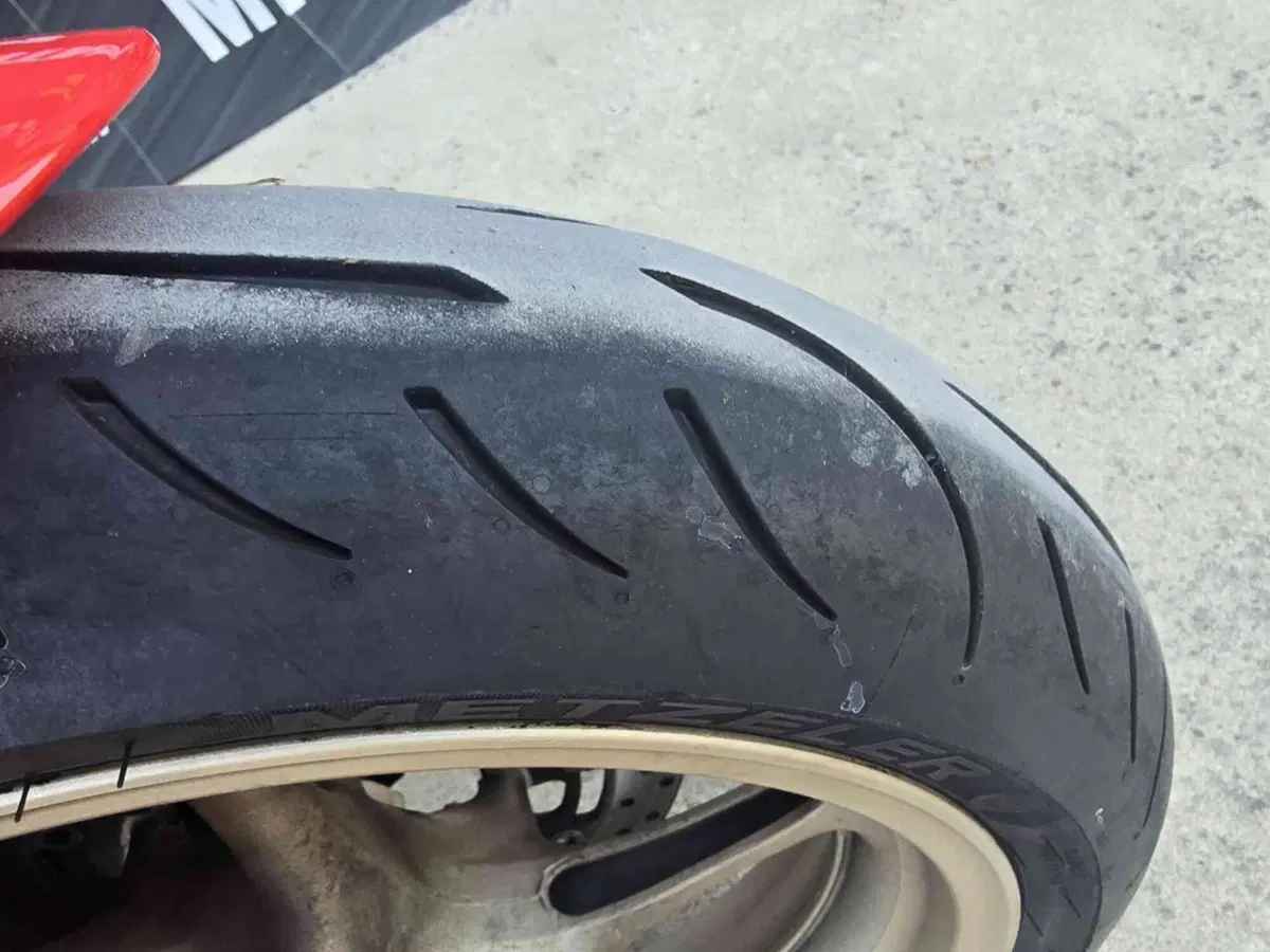 Yamaha YZF R6 (2010 - 16) (23)