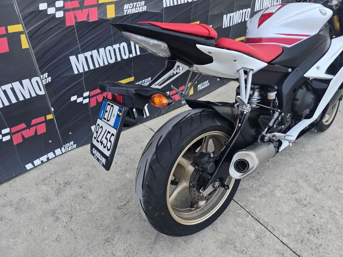 Yamaha YZF R6 (2010 - 16) (3)