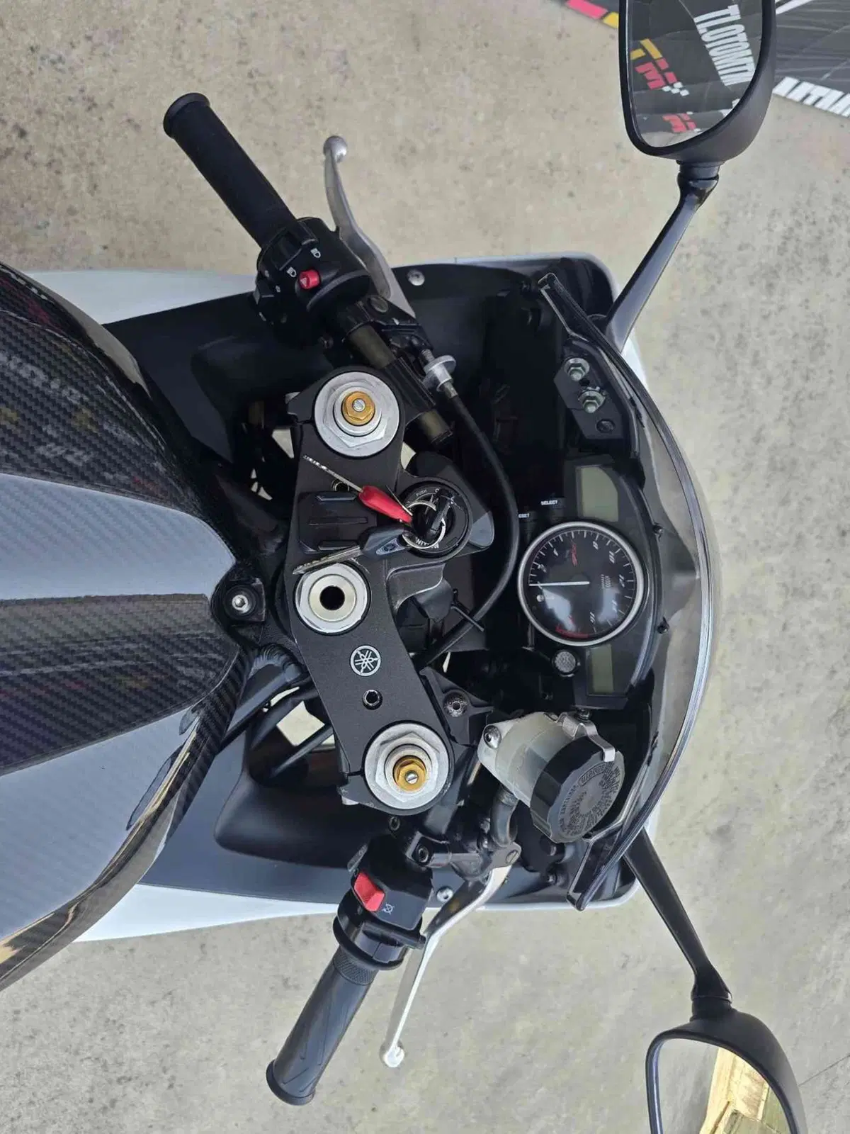 Yamaha YZF R6 (2010 - 16) (18)