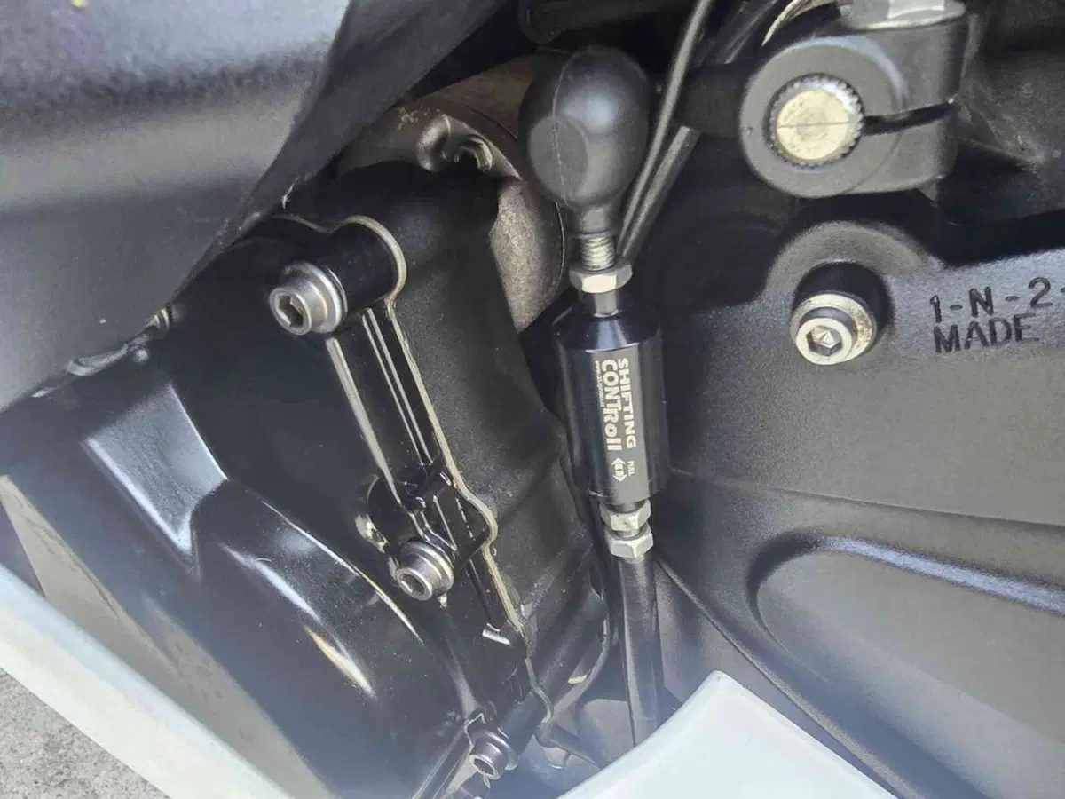 Yamaha YZF R6 (2010 - 16) (14)