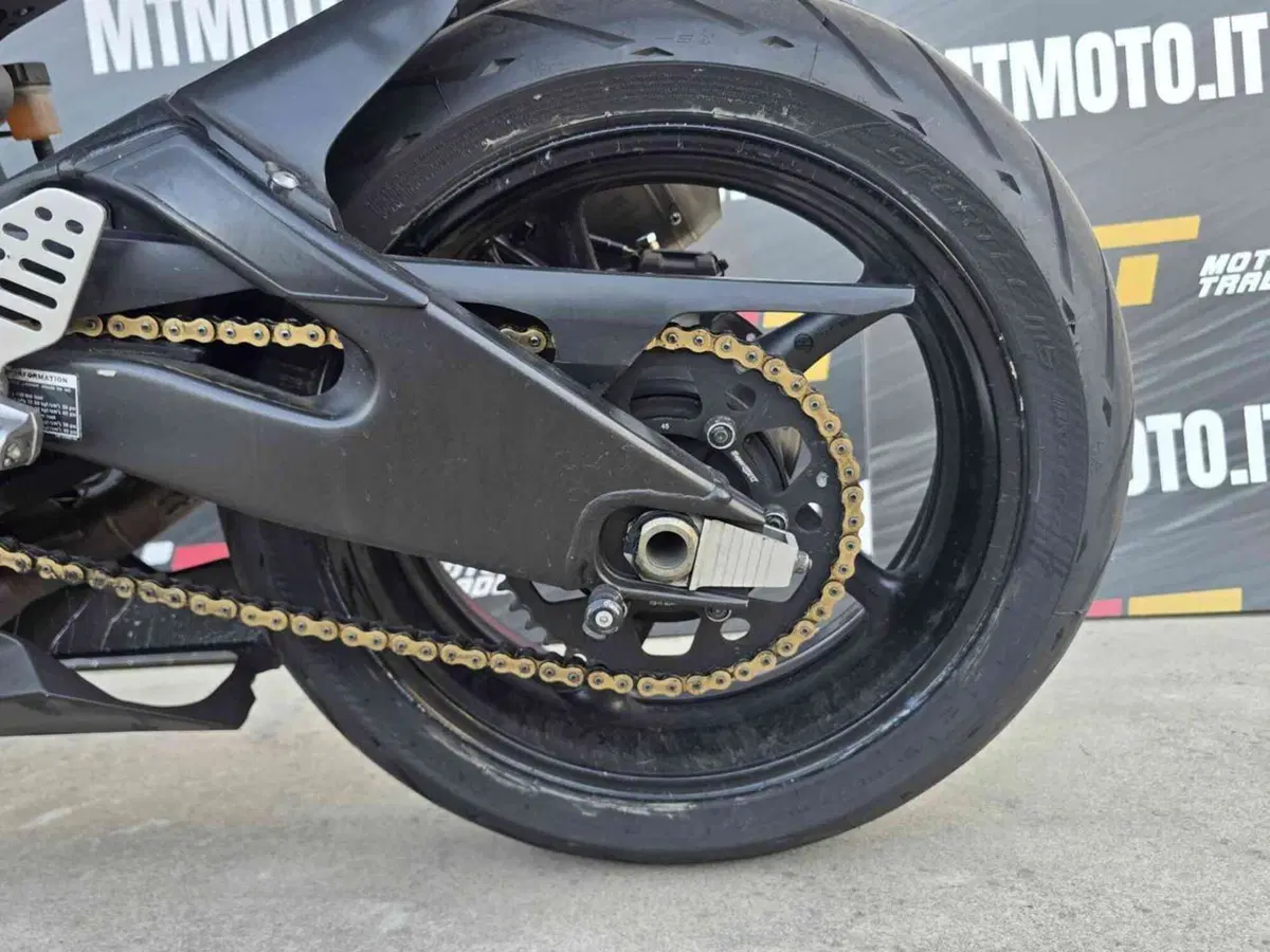 Yamaha YZF R6 (2010 - 16) (25)