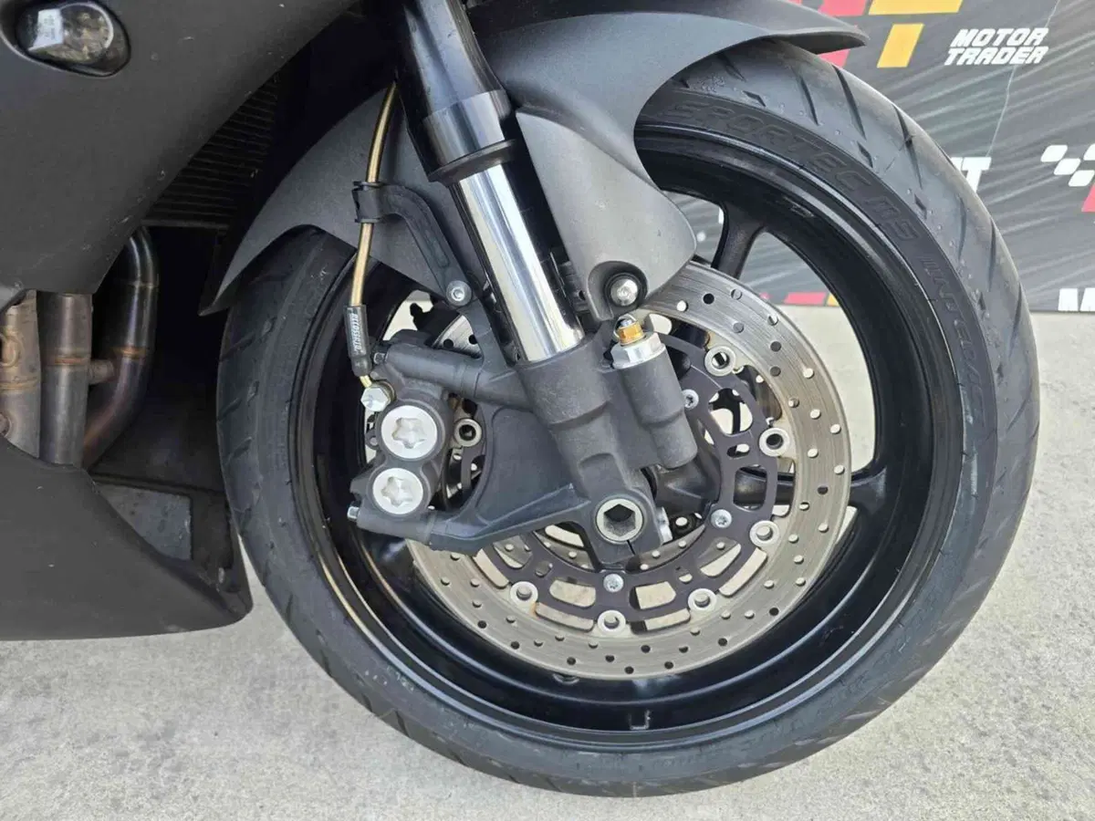 Yamaha YZF R6 (2010 - 16) (28)