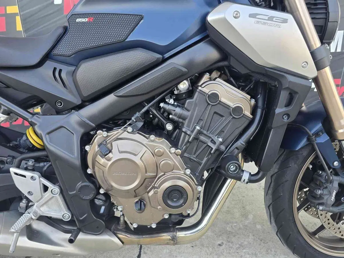 Honda CB 650 R (2021 - 23) (12)
