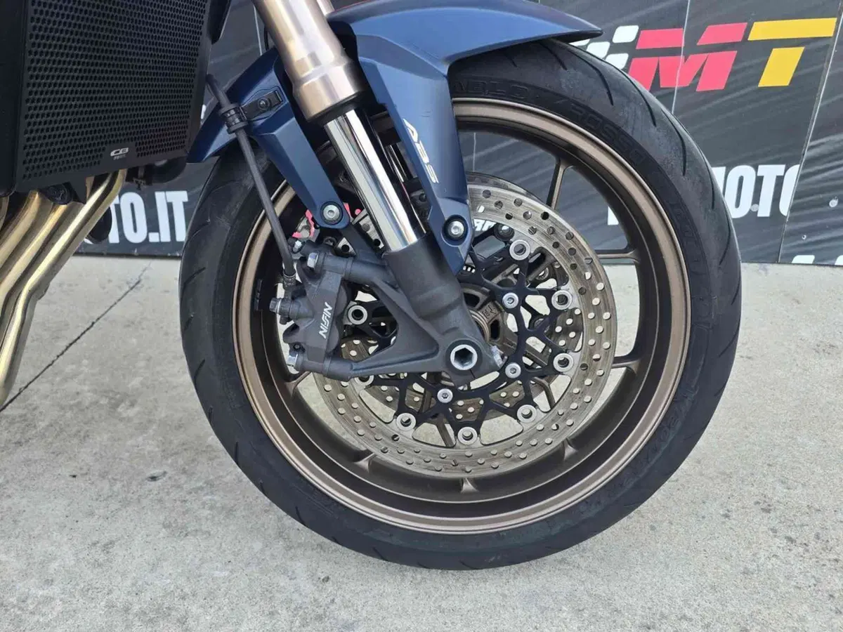 Honda CB 650 R (2021 - 23) (8)