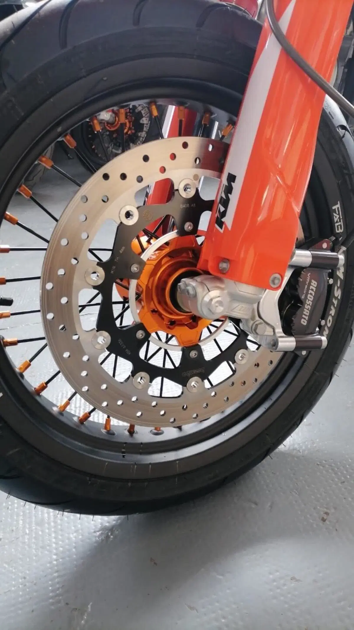 KTM 450 SX-F (2023) (8)